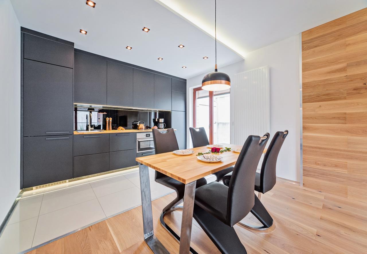Apartamenty Homely Place Extens Poznań Buitenkant foto